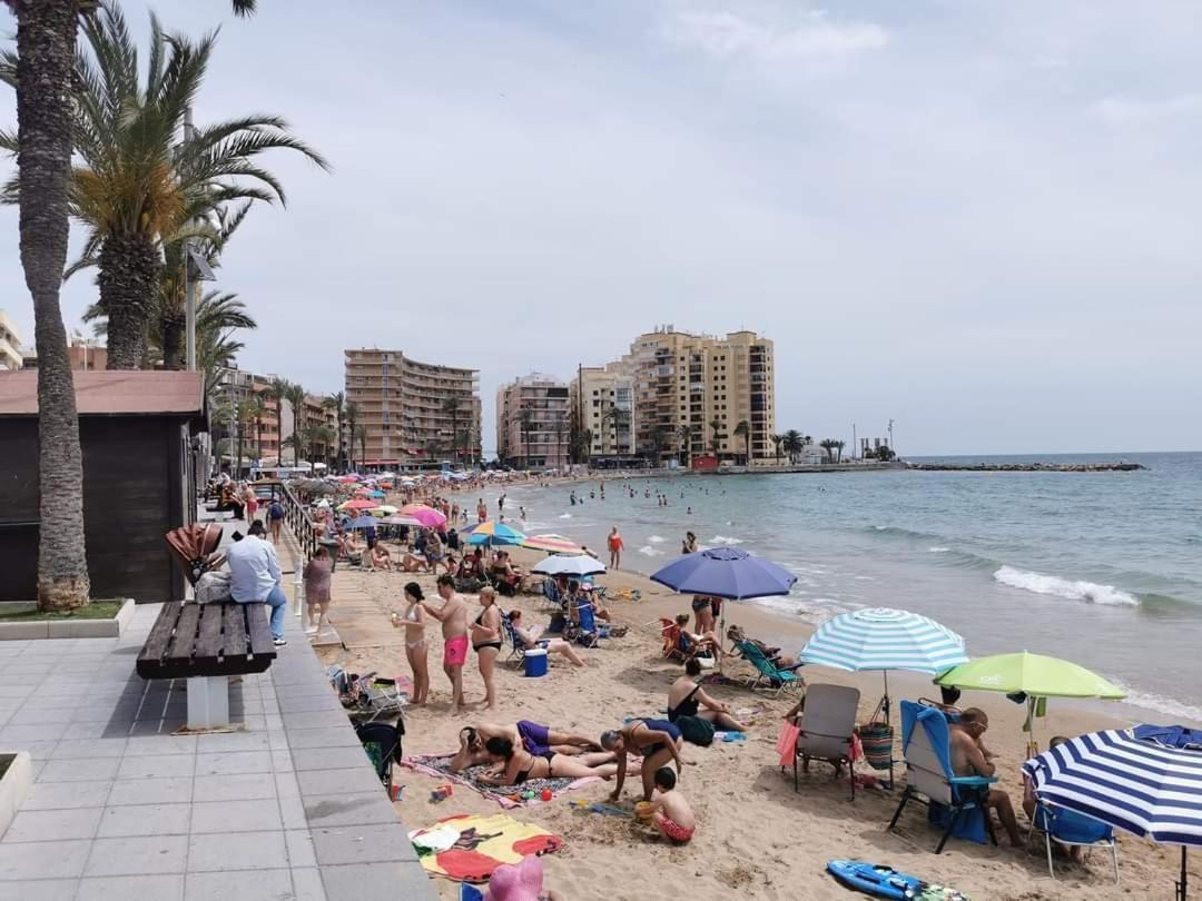 Terezia Apartamento Torrevieja Eksteriør billede